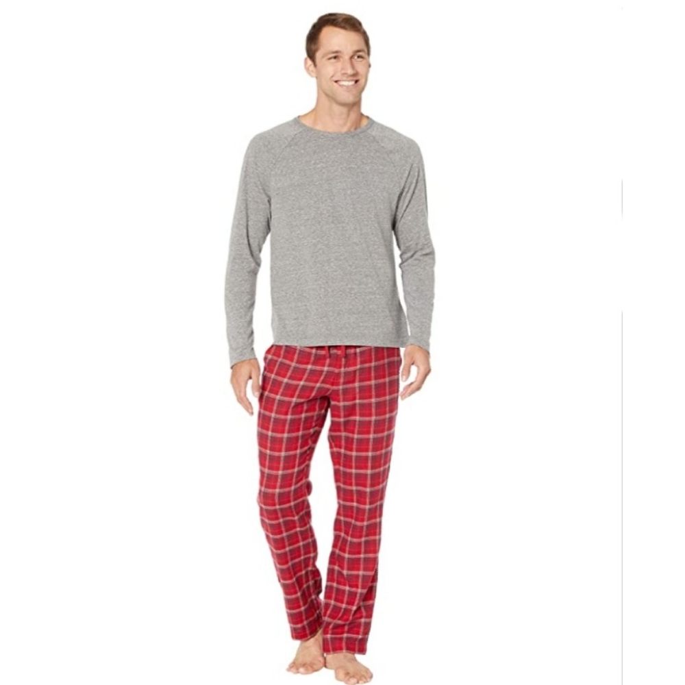 UGG Steiner 2 Piece Pajama Gift Box Set Long Sleeve Shirt & Flannel Lounge Pants